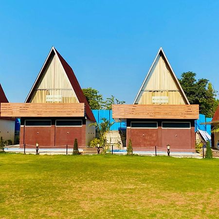 Anantara Club And Resort, Ujjain Exterior photo